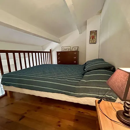 Maison 5 Couchages Avec Terrasse, Climatisation, Proche Et Commerces A Saint-cyprien - Fr-1-225d-213 Holiday home