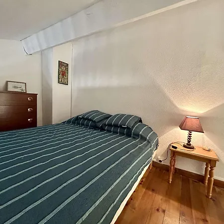 Maison 5 Couchages Avec Terrasse, Climatisation, Proche Et Commerces A Saint-cyprien - Fr-1-225d-213 *