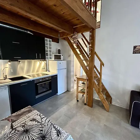 Holiday home Maison 5 Couchages Avec Terrasse, Climatisation, Proche Et Commerces A Saint-cyprien - Fr-1-225d-213