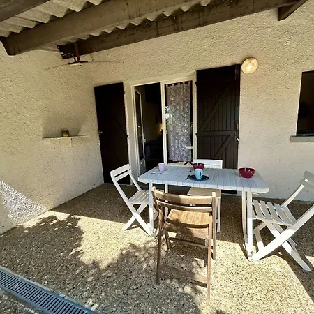 Maison 5 Couchages Avec Terrasse, Climatisation, Proche Et Commerces A Saint-cyprien - Fr-1-225d-213 Saint-Cyprien (Pyrenees-Orientales)