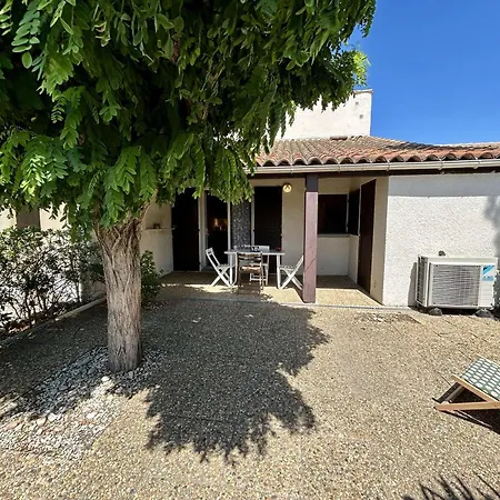 Holiday home Maison 5 Couchages Avec Terrasse, Climatisation, Proche Et Commerces A Saint-cyprien - Fr-1-225d-213 *