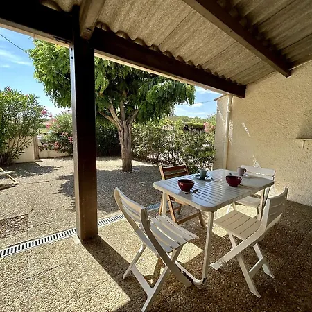 Holiday home Maison 5 Couchages Avec Terrasse, Climatisation, Proche Et Commerces A Saint-cyprien - Fr-1-225d-213 *
